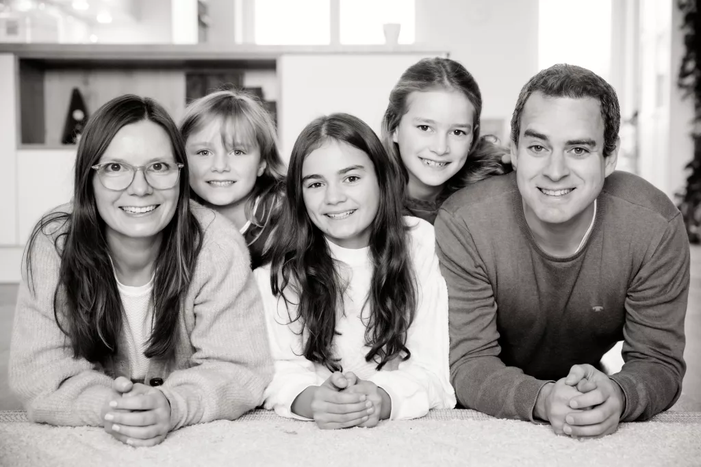 Fröhliche Familie